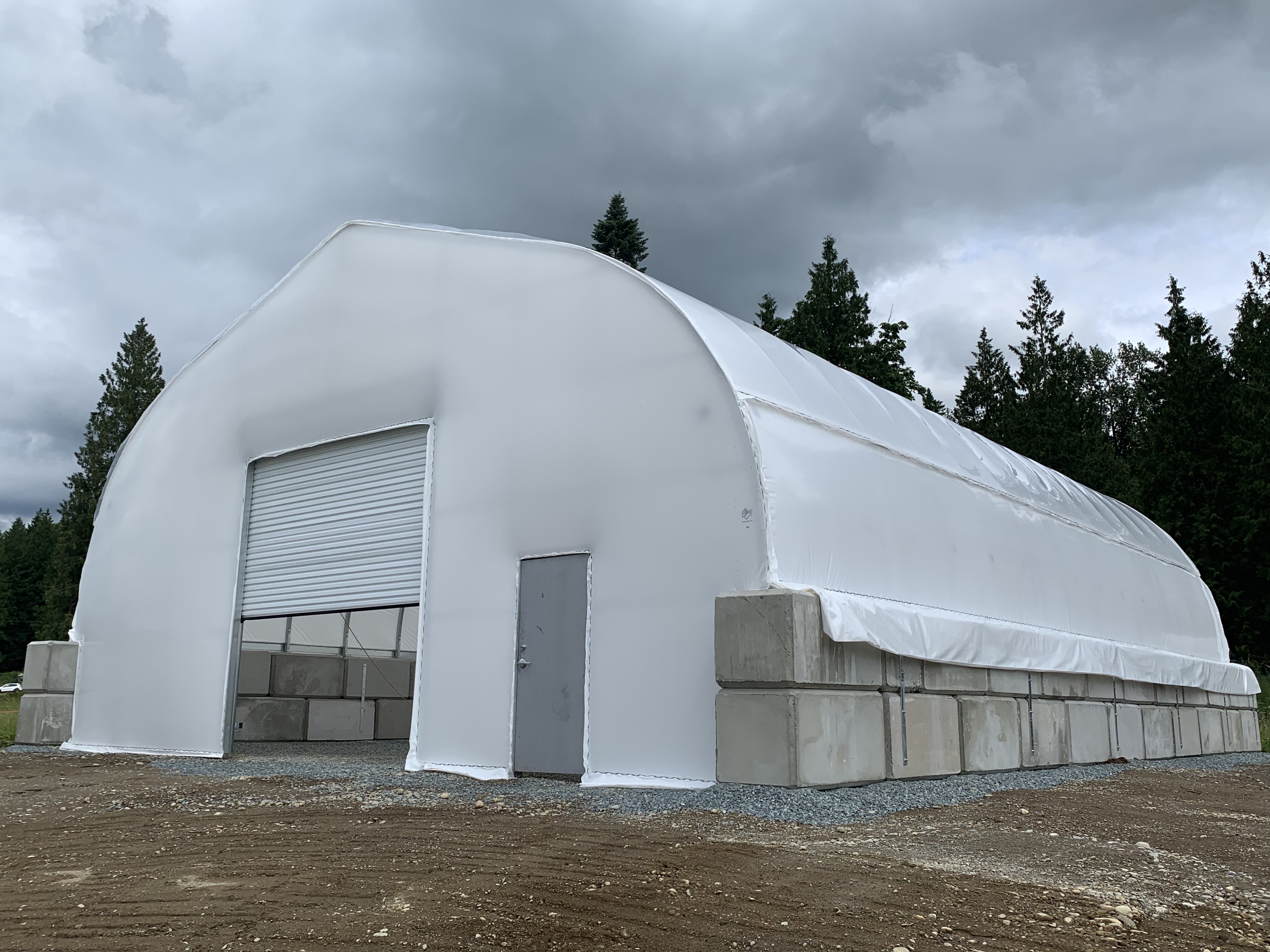 SHELTERS 40' wide